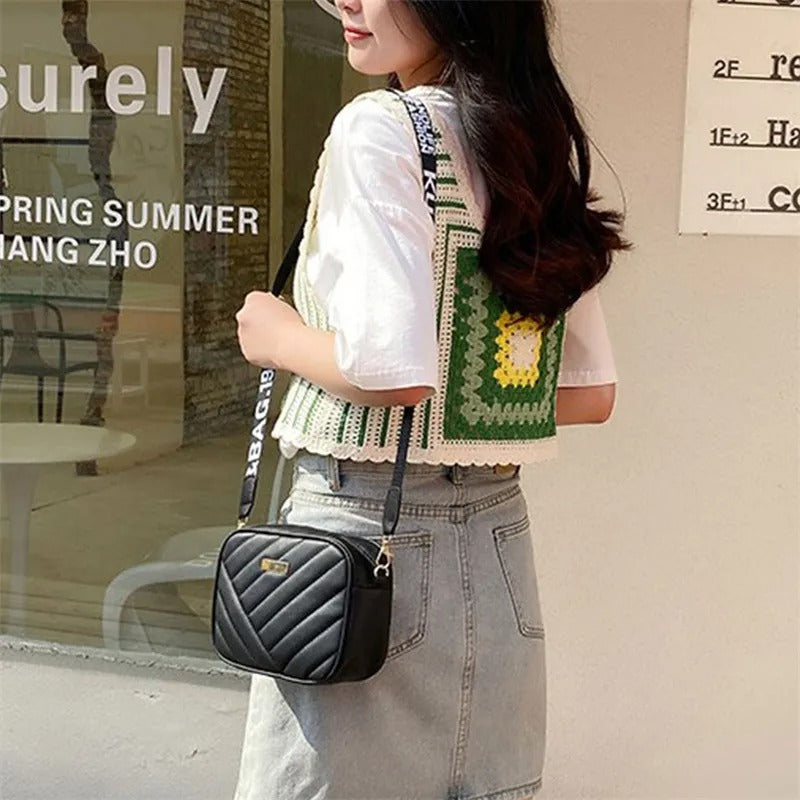 Elorina Luxe Crossbody Bag C-AR-1 Pink - HiGirlz