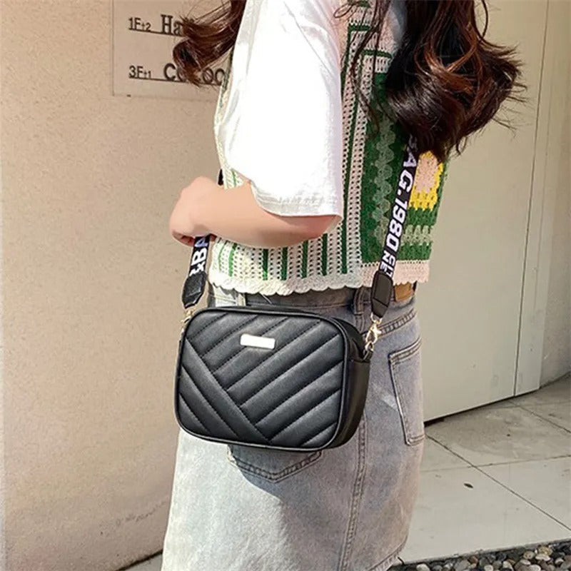 Elorina Luxe Crossbody Bag C-AR-1 - HiGirlz